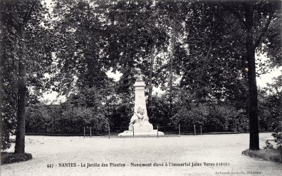 Nantes Denkmal in der Totalen