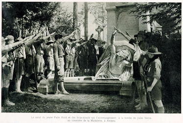 JV Ehrung mit Palle Hud am Grab in Amiens