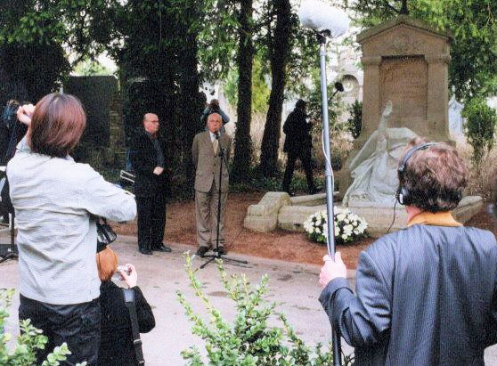 Amiens 2005 Festredner am Grab